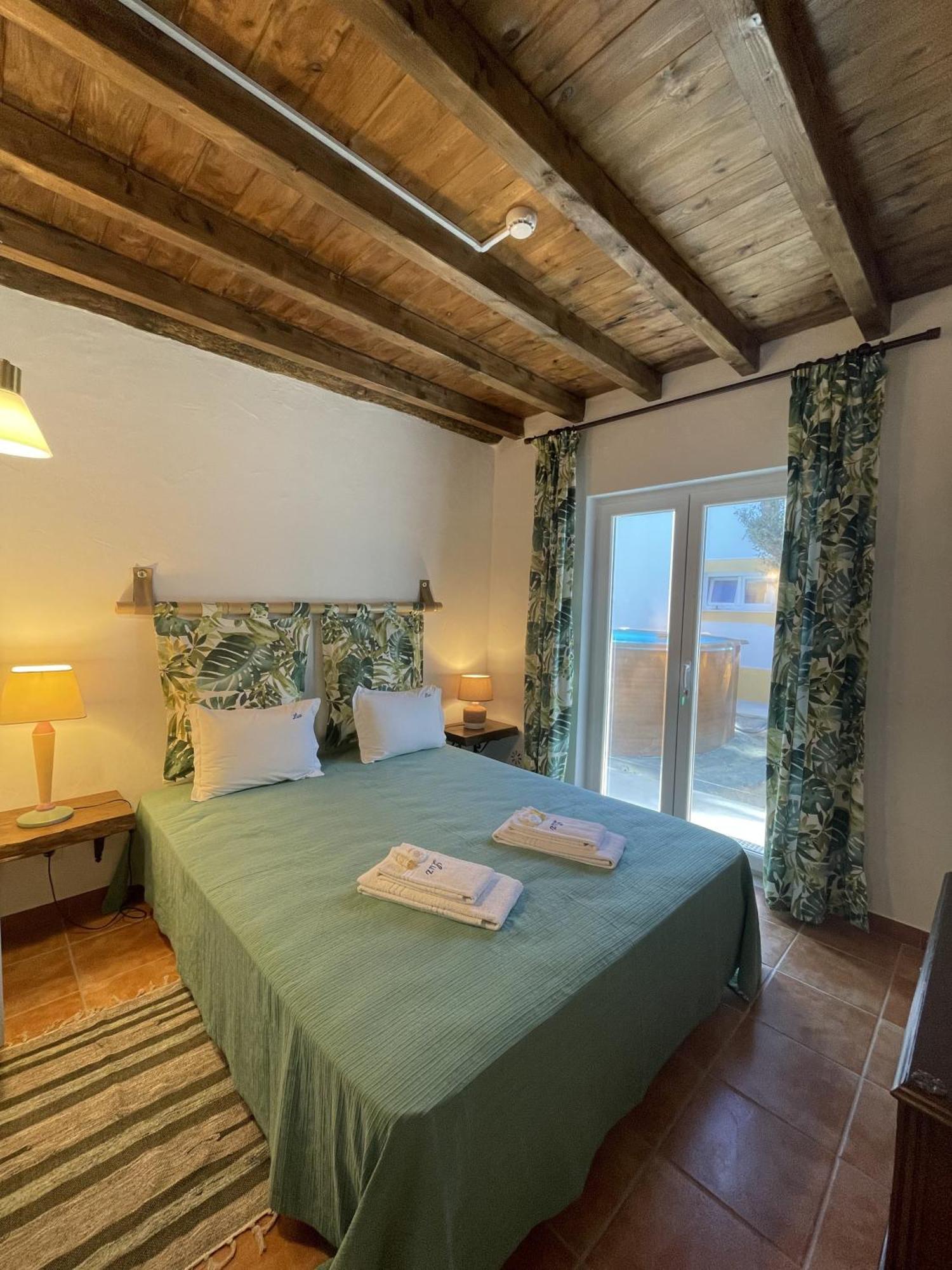 Monte Das Areias Casa De Campo/Passadico/Pateo/Rampa Porches  Zewnętrze zdjęcie